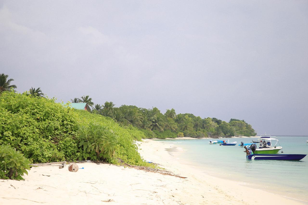 Evila Inn - Thoddoo Exterior photo