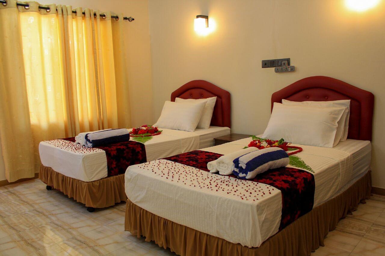 Evila Inn - Thoddoo Exterior photo